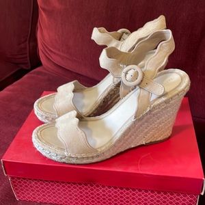 Tan wedge shoes